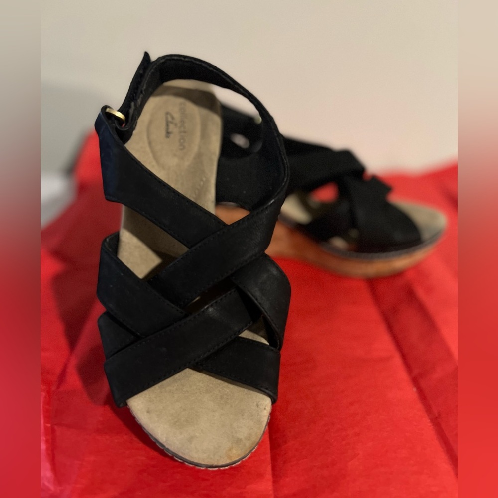 Clarks Wedge Size 8